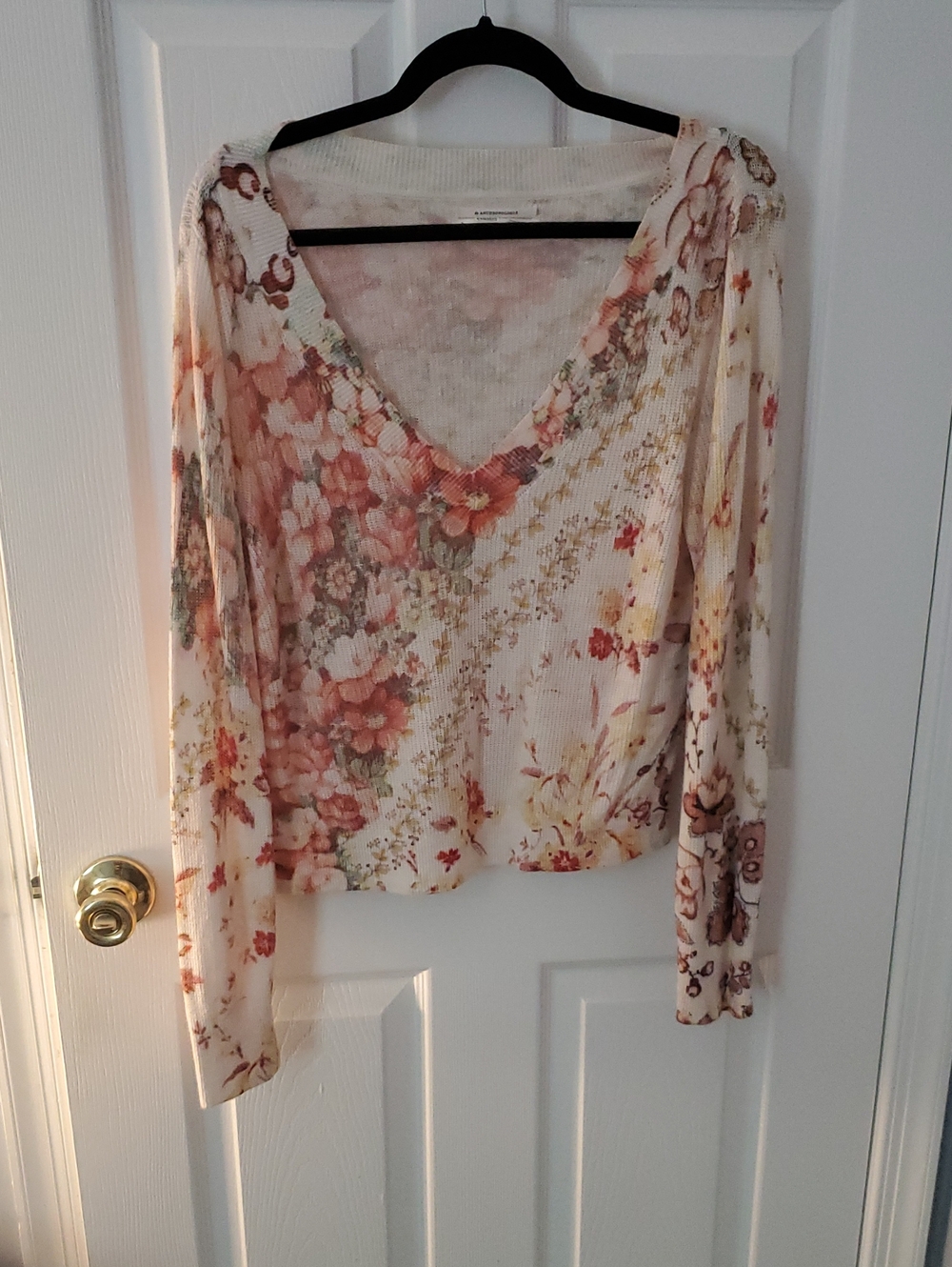 Anthropologie Floral V-Neck Lightweight Knit Long-Sleeve Top
